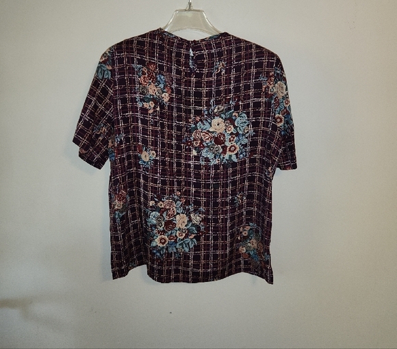 Chic Burgundy Floral 2 Pc Skirt Set - Picture 5 of 5